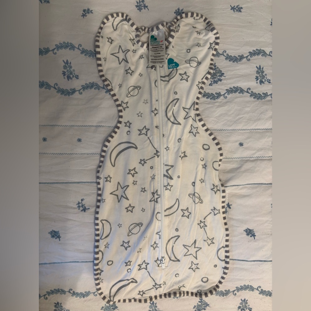 Newborn Love to Dream Sleep Sack - White EUC